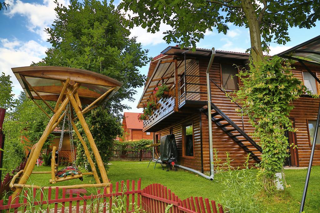 Hotel Casa Bunicii Costeşti Exterior foto